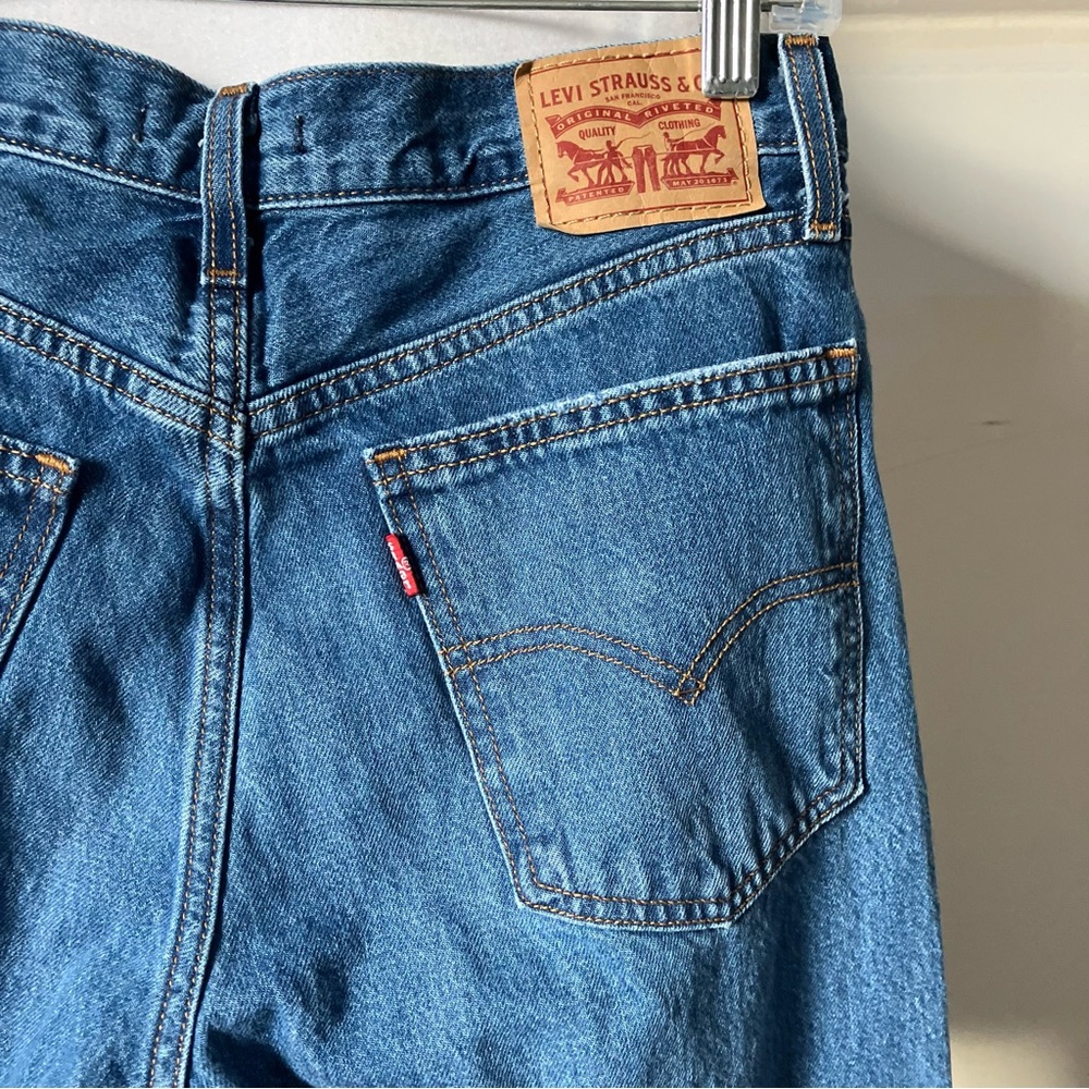 Levi’s Women’s Low Pro Straight Distressed Denim Jeans size 27 - Picture 6 of 10
